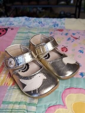 Livie & Luca Metallic Leather Mary Janes with White Leather Bird 0-6 Month Pio